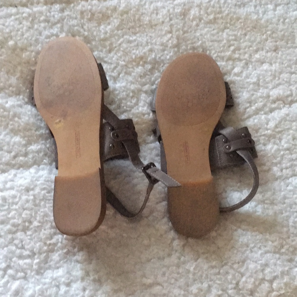 Sandals - Picture 3 of 3